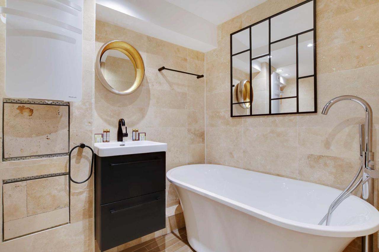 Amazing Apartment 10P3Br Beaubourg - Centre De Parigi Esterno foto